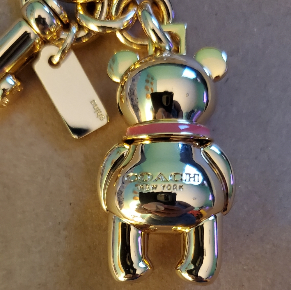 🎀SOLD🎀 Coach 3D Bear Purse Charm/Key Fob - Picture 4 of 5